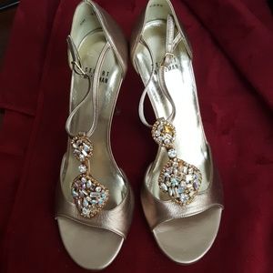 01:08 - Stuart Weitzman w/ Swarovski Crystals Heels
